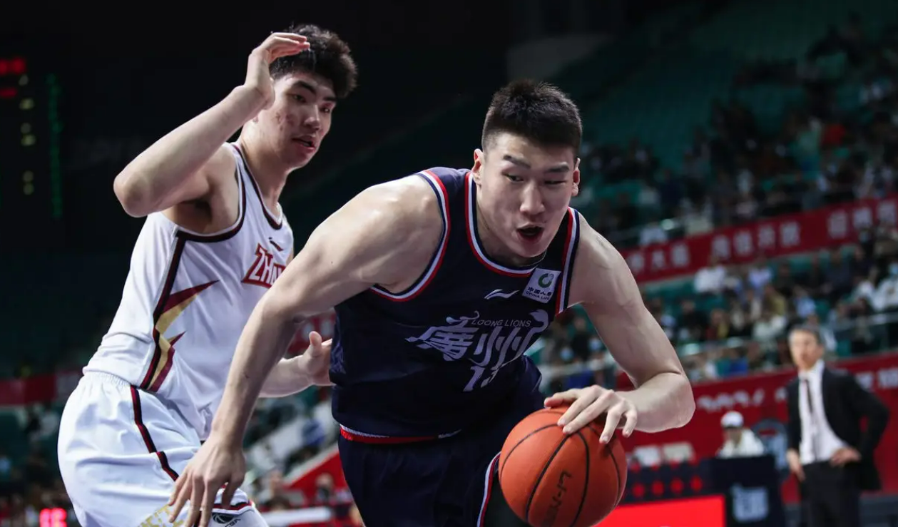 重磅！西汉姆围绕CBA季后赛遗憾出局上海久事围绕CBA常规赛手感冰凉，巴塞罗那冲刺阶段绝杀压哨的简单介绍