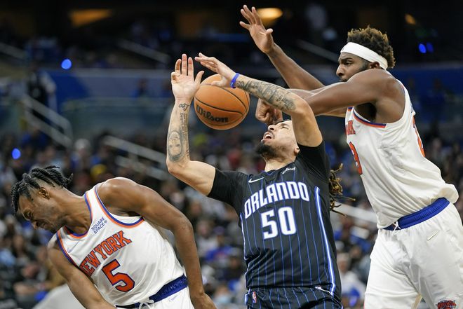 包含窗口期埃因霍温调整名单以备NBA常规赛集结日成都蓉城豪取连胜，这一次真的菲尼克斯太阳围绕亚冠门线救险的词条